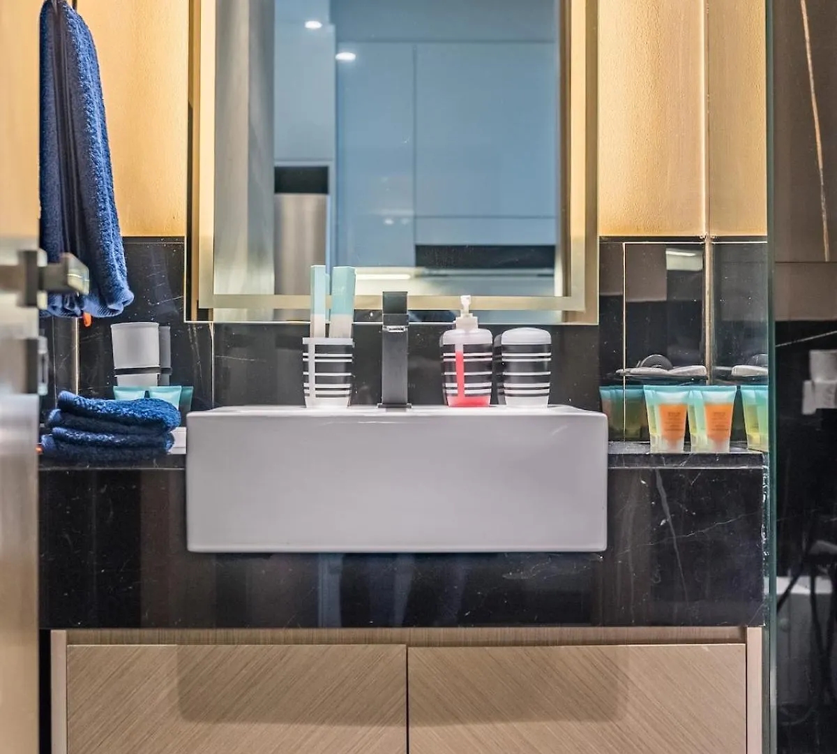 דירה דובאי Luxurious Studio Prime Location Business Bay