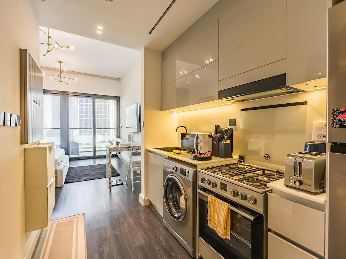 דירה דובאי Luxurious Studio Prime Location Business Bay איחוד האמירויות הערביות
